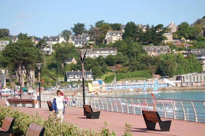 Pause Bretonne En Terrasse Perros-Guirec